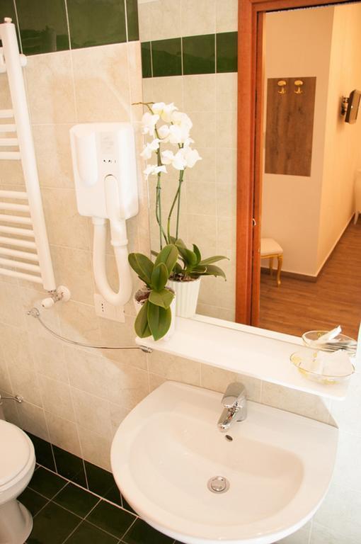 Relais Baroque Hotel Rome Luaran gambar